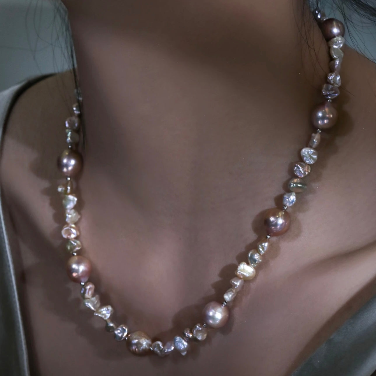 Natural Freshwater Pearl Necklace (Composed of Various Irregularly Shaped Pearls)