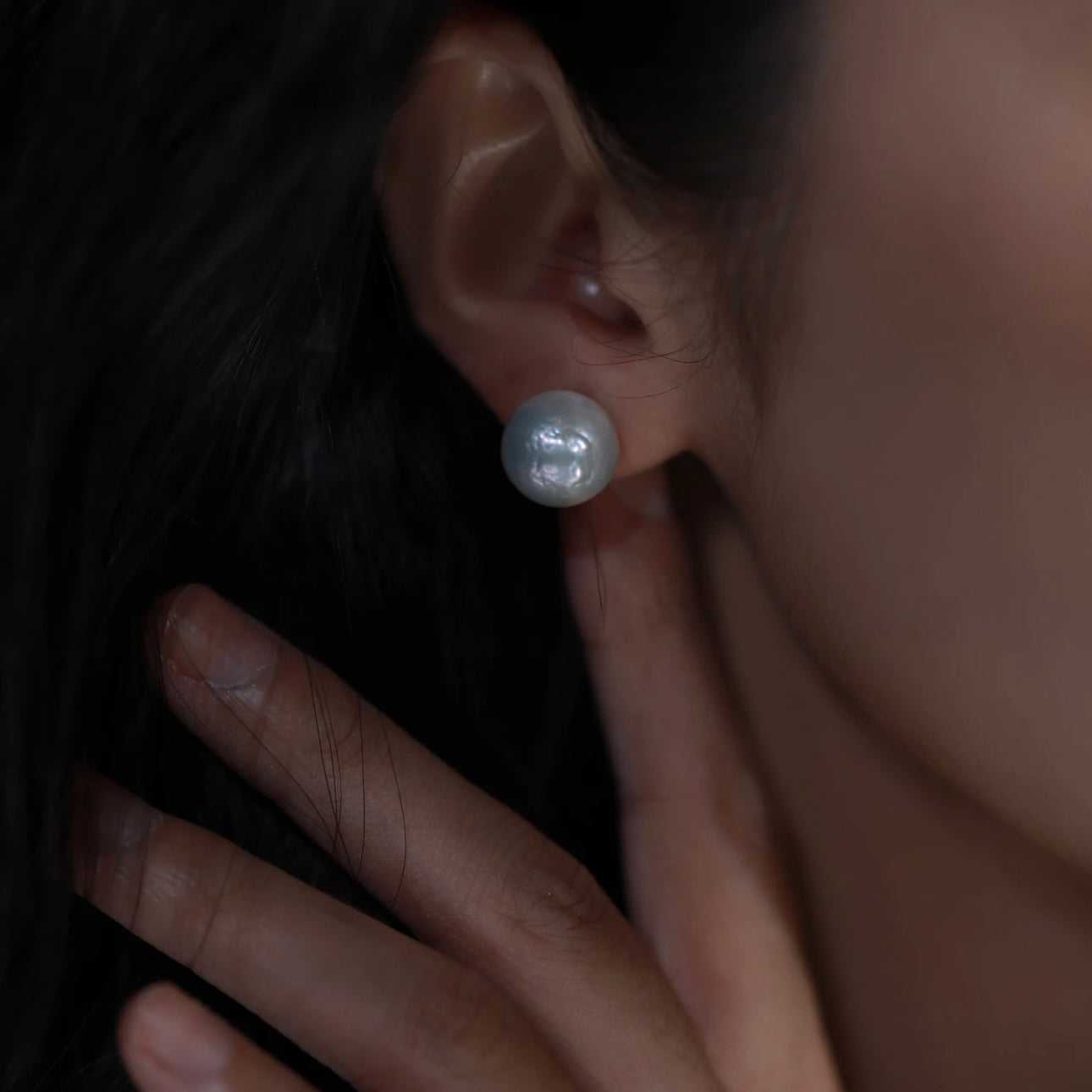 Natural Freshwater Pearl Stud Earrings 12-13mm | Unisex Design with Classic Elegance